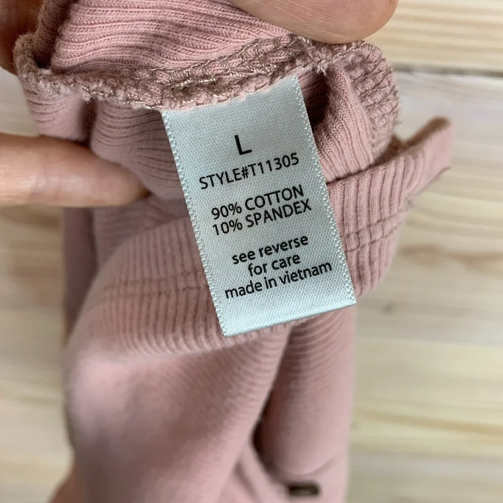 Active USA Top Womens Large Mauve Pink Ribbed Button‎ Baby Tee Y2K Balletcore